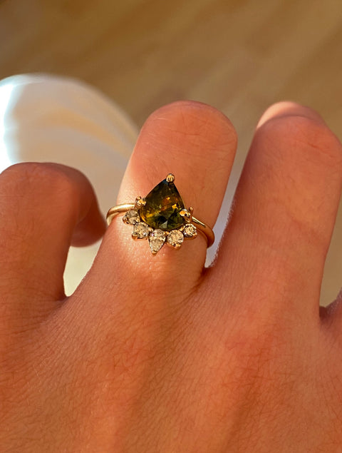 Zafiro bicolor y diamantes
