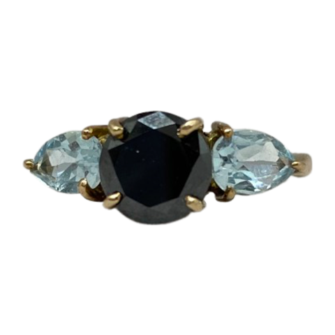 Diamante negro y aguamarinas