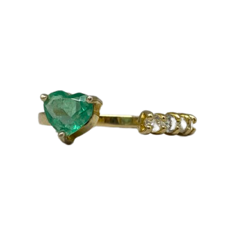 Corazón de esmeralda y diamantes